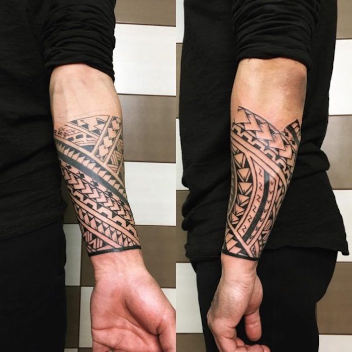 tetovanie znamená, muž s tetovaním s ramenom ramena Samoan