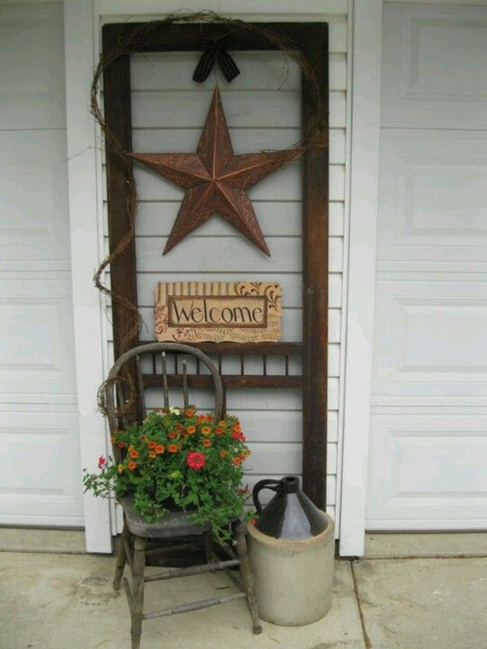 Eski kapılar-süslemek-yıldız-lichterkette-sandalye-ve-çiçek