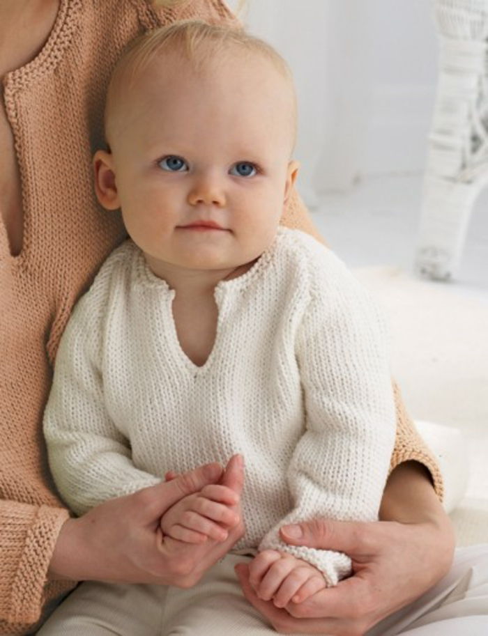 Baby-trui breien-wit-en-vrouwen-trui