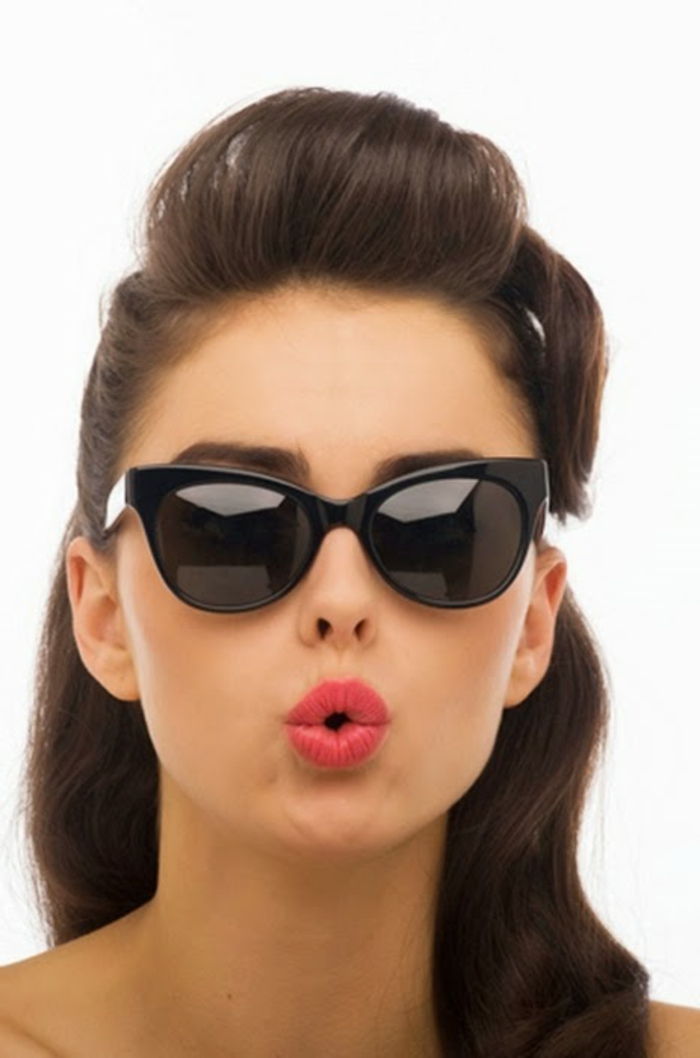 Chanel solglasögon-black-retro