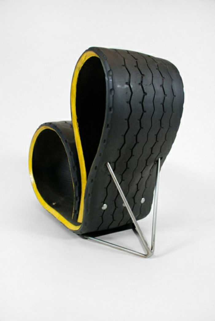 DIY nábytok vyložiť auto automobilové pneumatiky pneumatiky recyklácie black