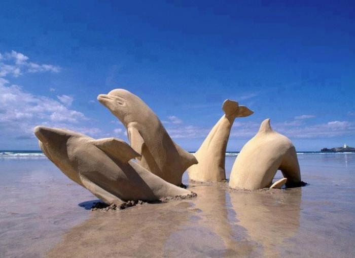 Delfini figurine-fatti-da-sabbia