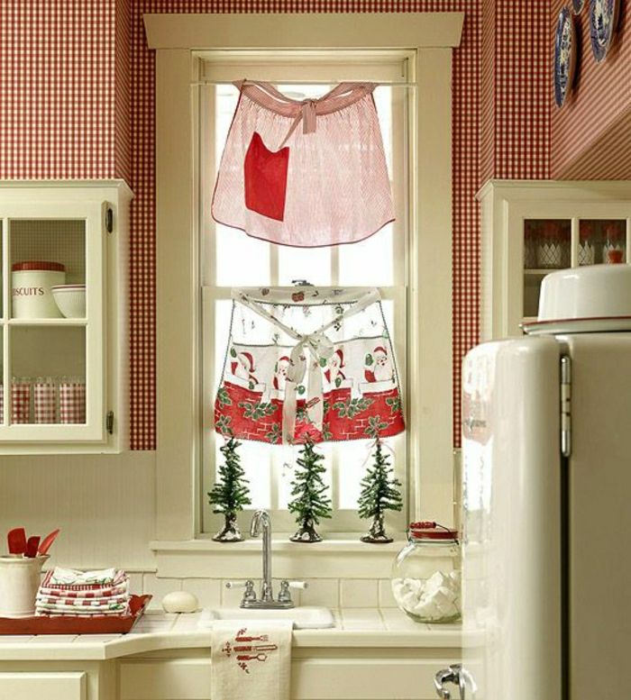 Kuchyňa vo vidieckom štýle vianočné dekorácie Small window Zástery Záclony