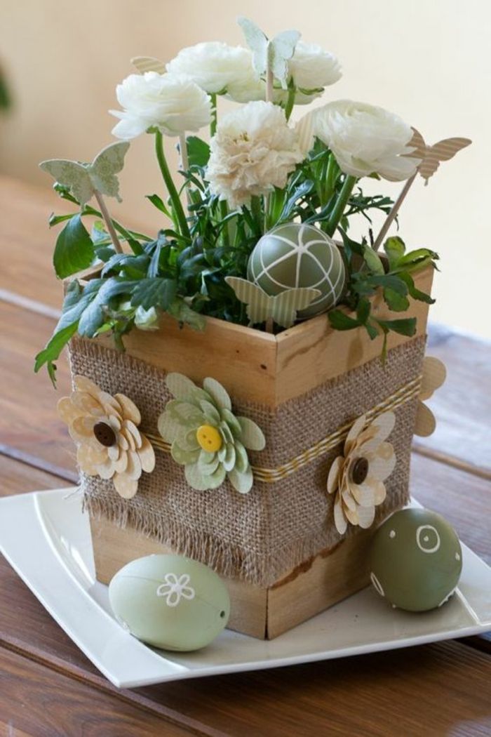 Lesena škatlica Velikonočna dekoracija z velikonočnimi jajci