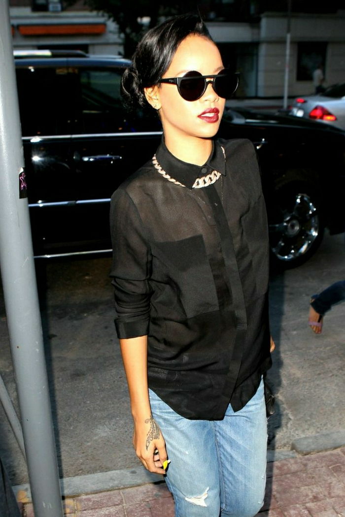 Rihanna Solglasögon Versace