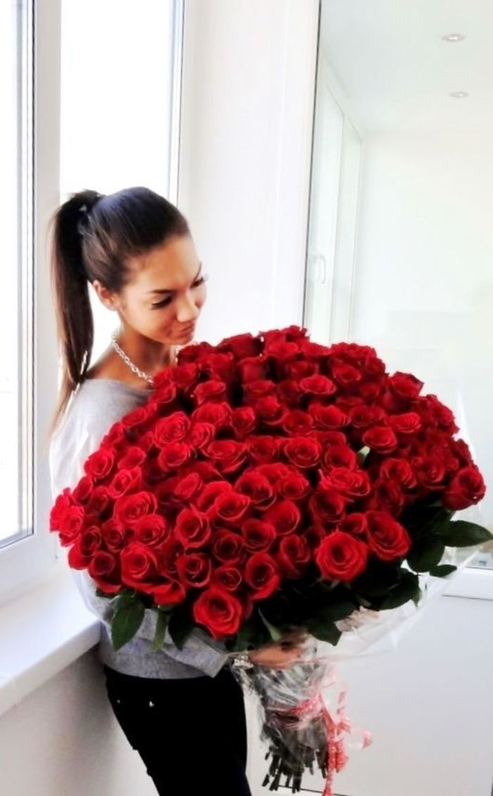 Roses-super-store for-Valentine-