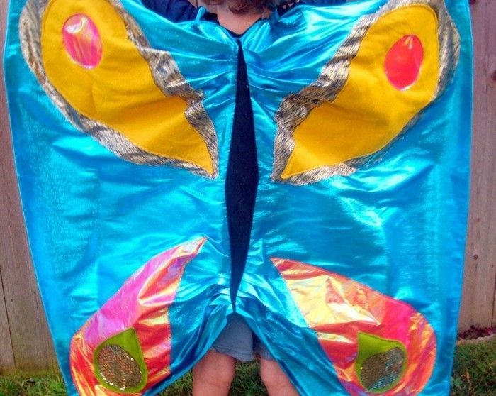 Fjärilar-tinker-med-barn-for-Carnival