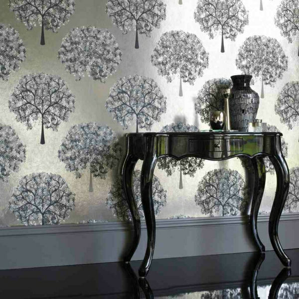 Sieninis dažymas su metaliniu sieneliu - dizaino spalvos stalo dekoras - elegantiškas dizainas