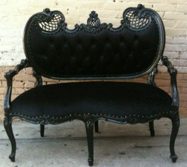 tiltalende design-fra-svart-gotisk-sofa