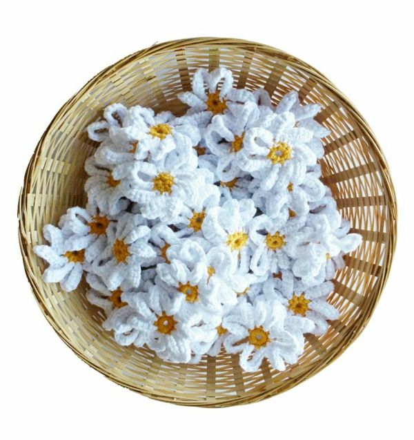 Floral Deco háčkovanie, krásny-kreatívne-háčkovanie kvety-sedmokrásky
