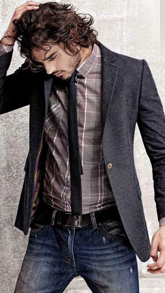 obchodné príležitostné pánske trendy nápady 2017 džínsy s košeľou, sako a kravatu divoký účes človek