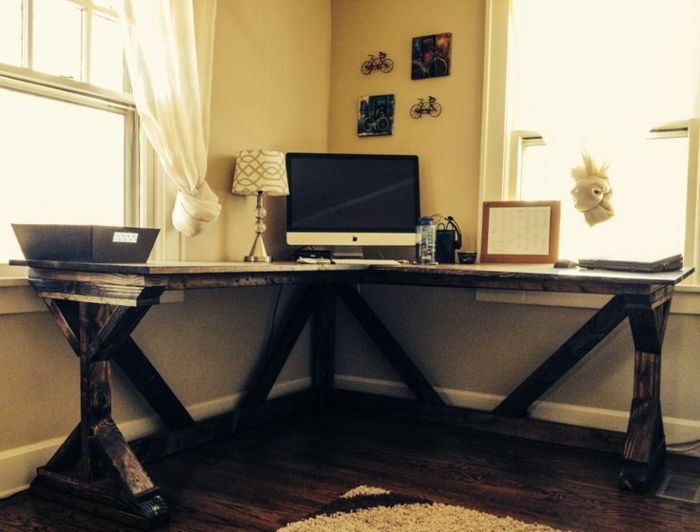 Corner-egen-build-cool-skrivebord-make