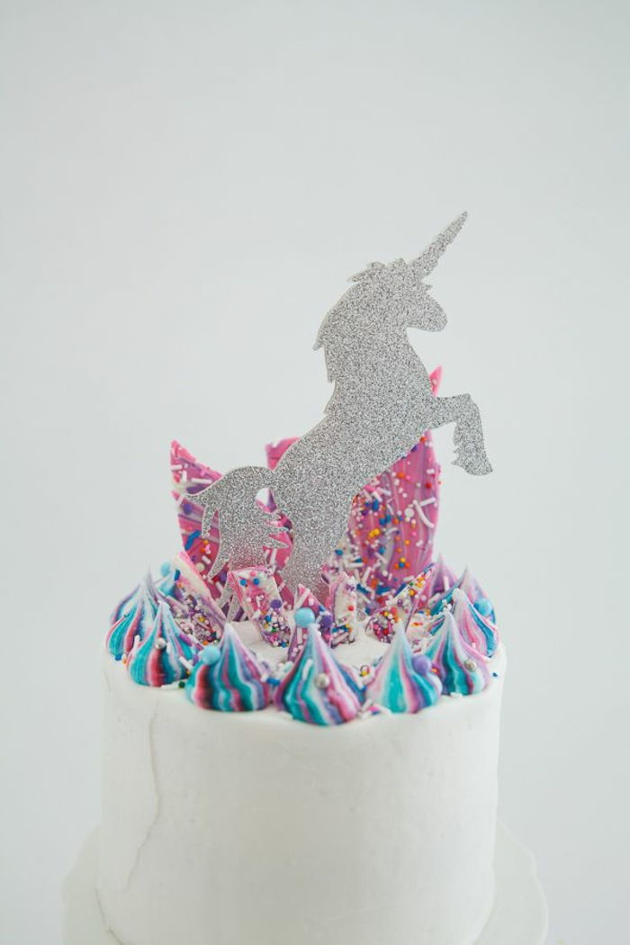 unicorn - dekoracija za lepe otroške pite