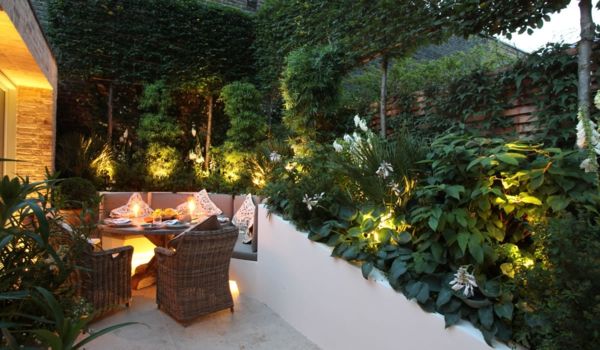 fantastisk-hage-vakker-belysning-i-hagen-eksteriør-design-ideer
