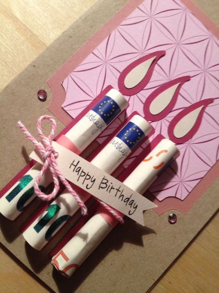 Suteikite gimtadienio atviruką, banknotus kaip žvakes, kūrybinę idėją kopijuoti