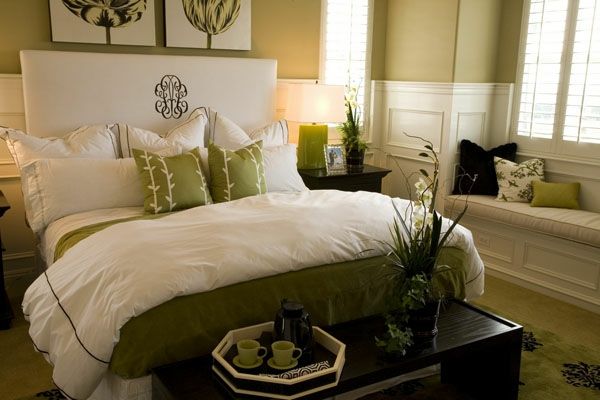 Moderna luksuzna domača spalnica.
