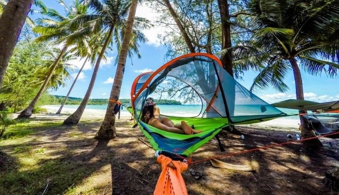 njuta-it-the-sommar-and-the-sea-med-en-tält camping