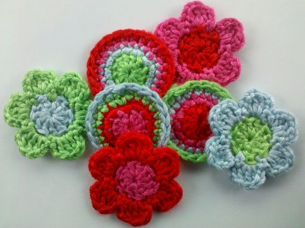 Háčkovaná s-krásne kvety-v-rôznych farbách-krásne kvety Kvetinové Deco-crochet-