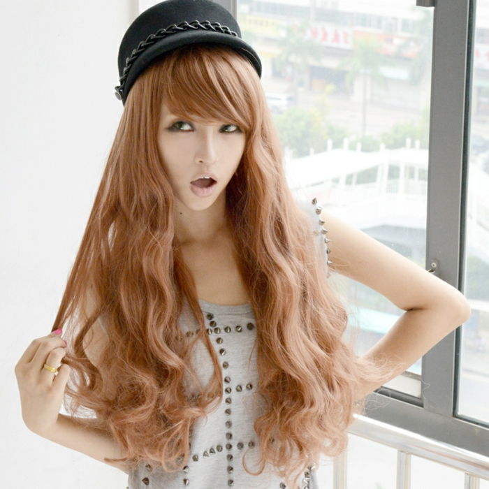 farba vlasov-karamel-zaujímavá dlhými vlasmi-black-hat