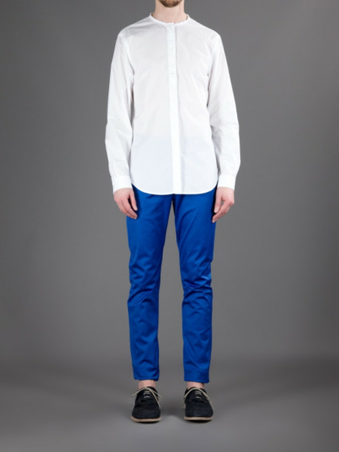camicia senza colletto e blu-pantaloni bianco-design-