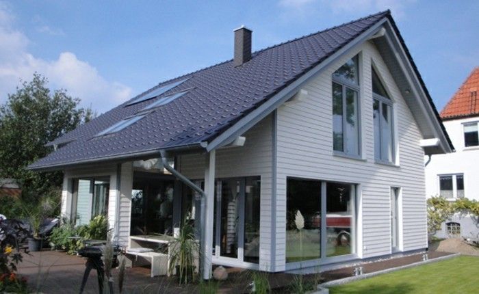 trä-house-with-veranda-amerikansk stil