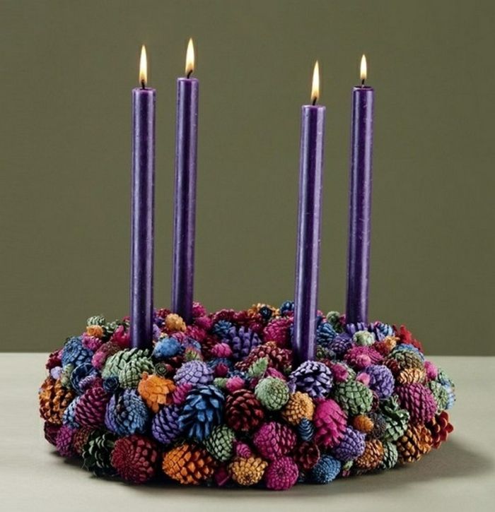 Zaujímavý-adventskranz tapety fialové sviečky