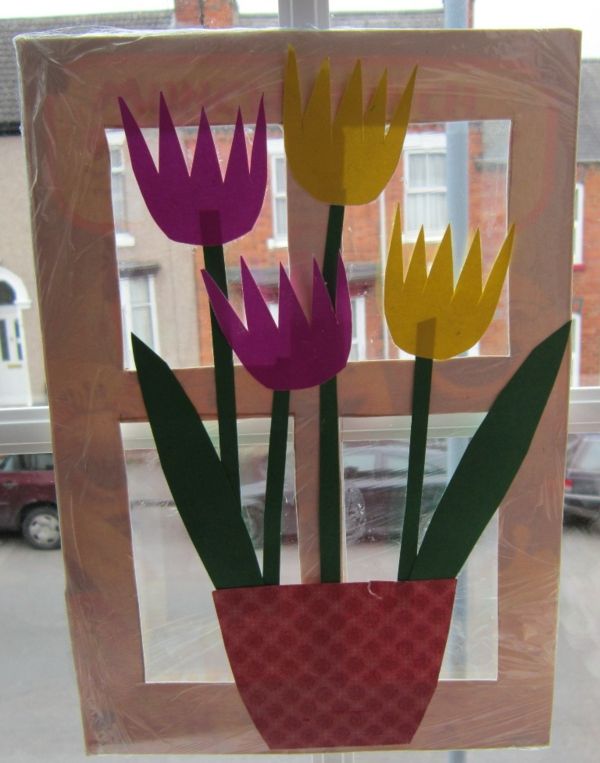 ciekawy diy pomysł papierowy tulipan - w kolorze fioletowym i żółtym