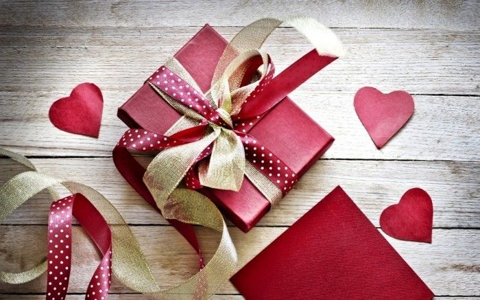 gratis bakgrundsbild valentine-wallpaper-med-vackra-geschenken