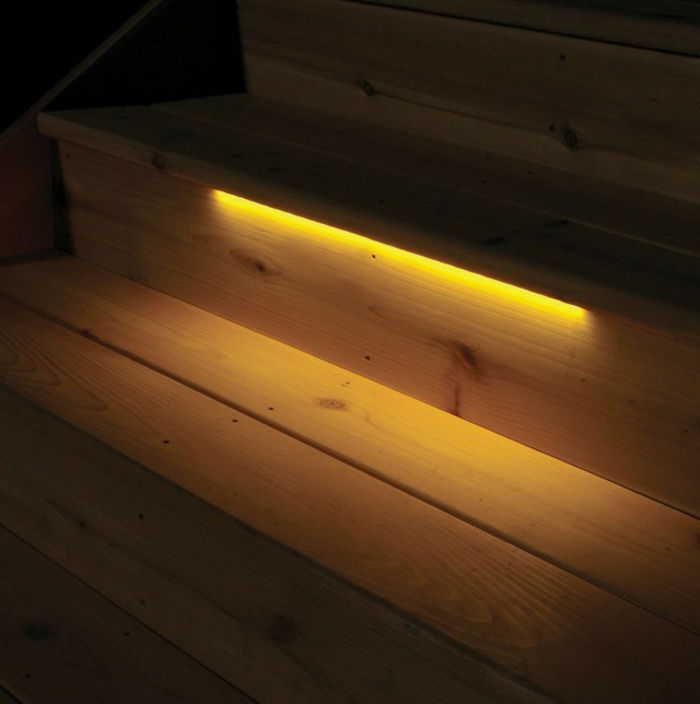 vodil stopnice osvetlitev-rumeno-svetlo-super-super-design