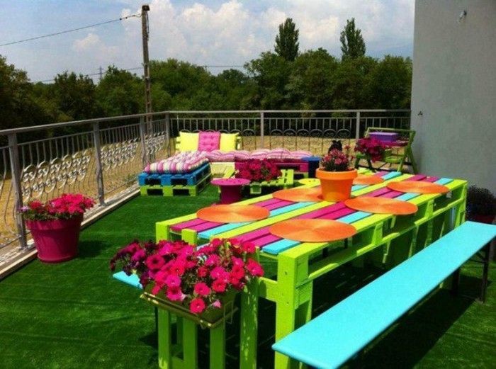 funny-Gartendeko-zelf-make-cool-kleurrijke-meubels-in-fresh-gekleurde