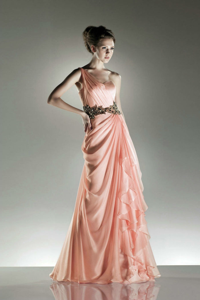 luxusné večerné šaty farby Creative model, broskyňa