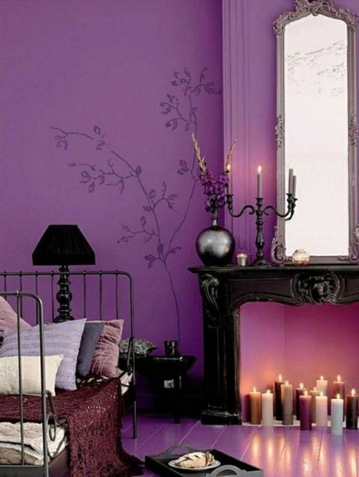 Arabă mobilier purpuriu perete decorative perete decalcomanii flori lumânări pat cu multe perne lumanari luminoase