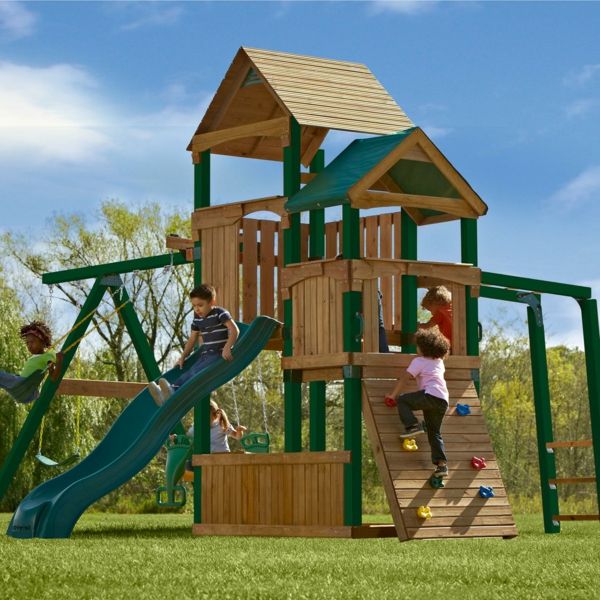 modern-mooie-game tower-with-slide-en-swing