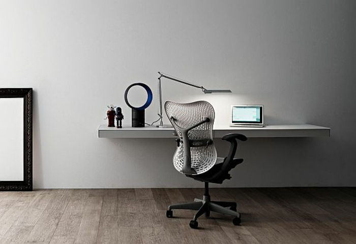 plassbesparende-skrivebord-egen-build-vakre-look