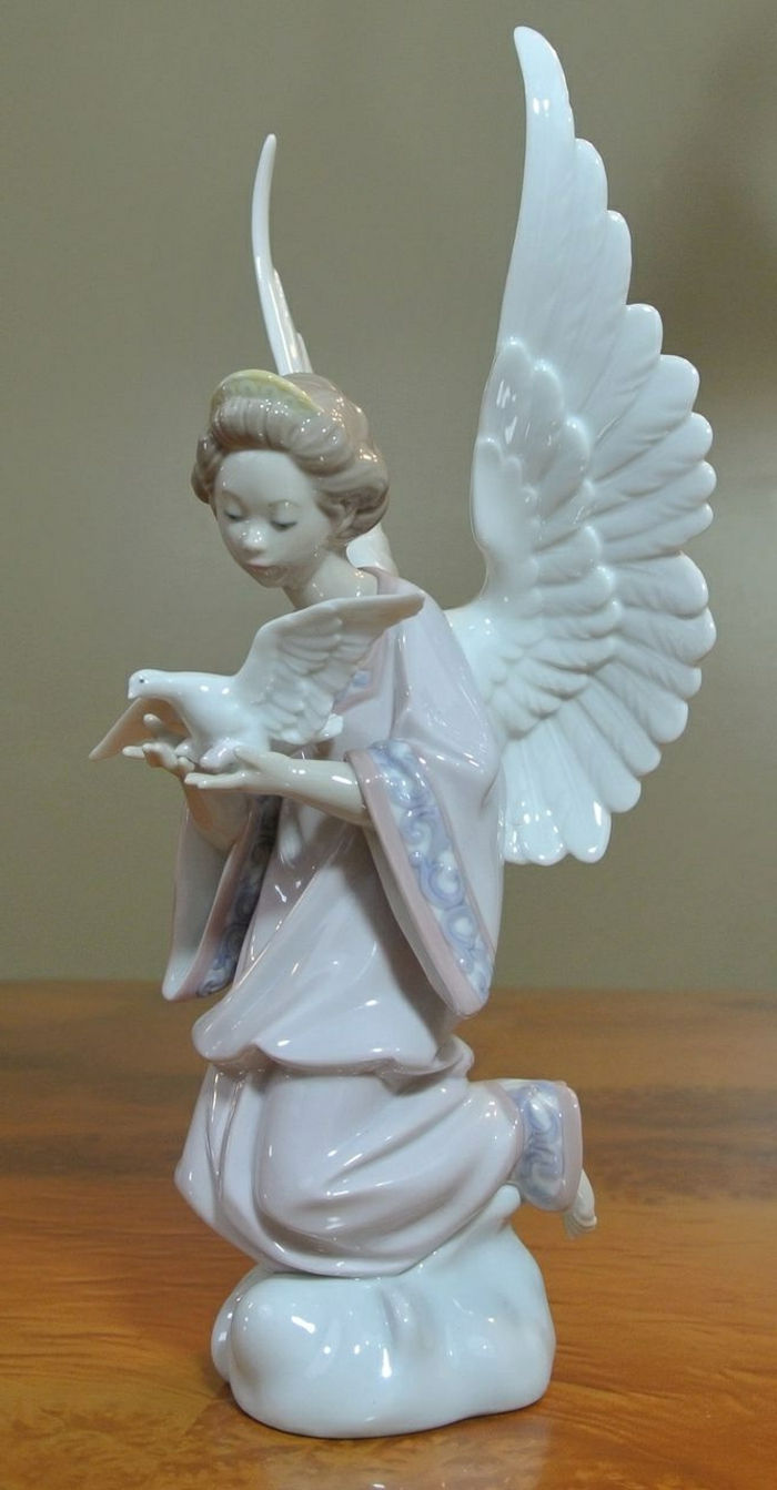 porceliano angelas figūrėlės moteris Pigeon