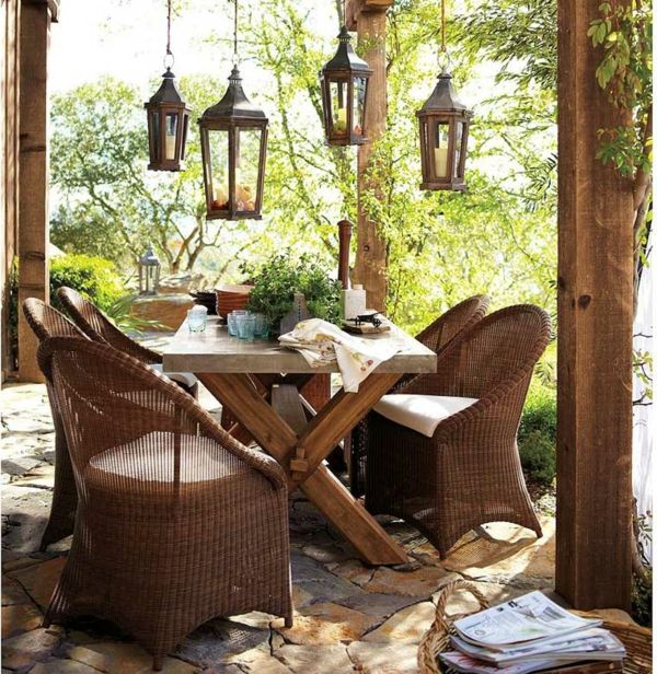 rustikk hagemøbler-interessant-stol-og-bord