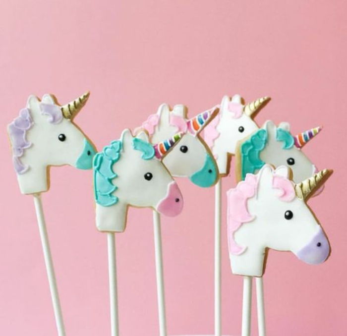 lepe unicorns - odlične deko ideje za kindertorten