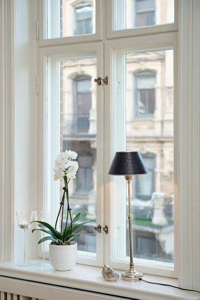 Dekotipps vindu lamper svart lampeskjerm og blomsterpotte