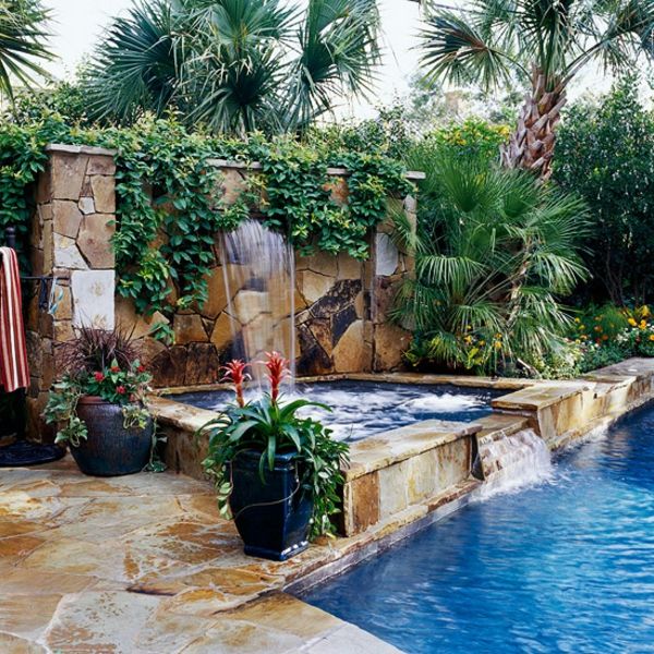 very-original-werkende-pool-by-the-garden