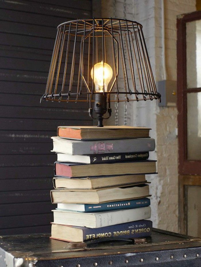 super-lampa-from-böcker återvinning möbler