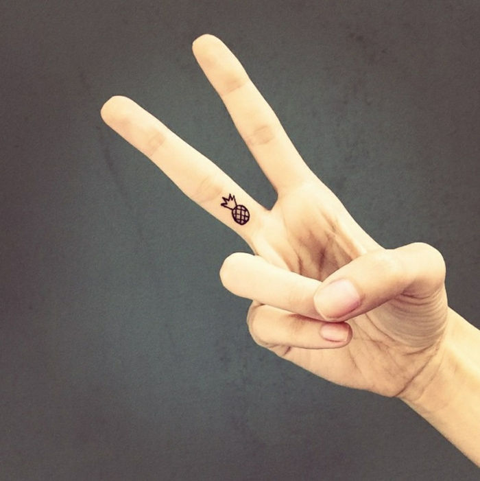 belas tatuagens abacaxi pequeno mini discreto tatuagem no dedo o sinal de paz tatuagem temporária
