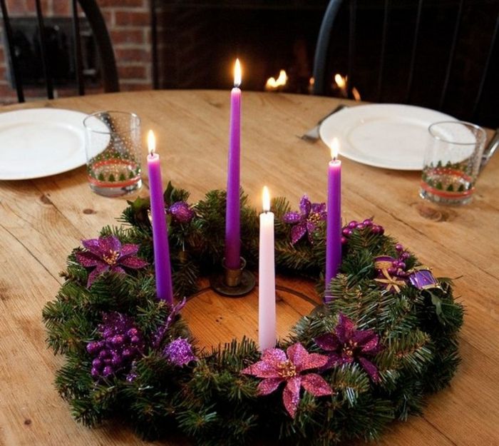 pra-adventný veniec-nápady-nádherné-fialové sviečky