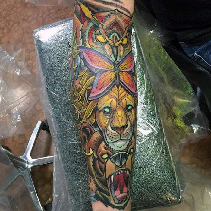 tetovanie horné rameno, farebné tetovanie s levom, medveďom a sovu
