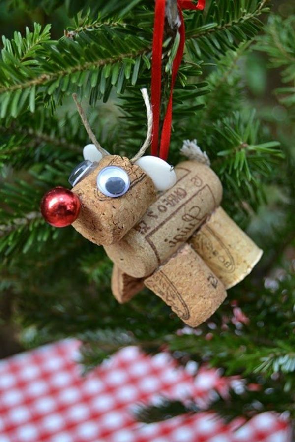 uimitoare-jucării de idei-pentru-tinkering-cu-plută-căprioară de cerb agățat pe pomul de Crăciun