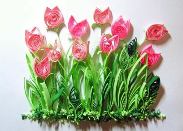 wiele pięknych papierowych tulipanów-rękodzieło - białe tło