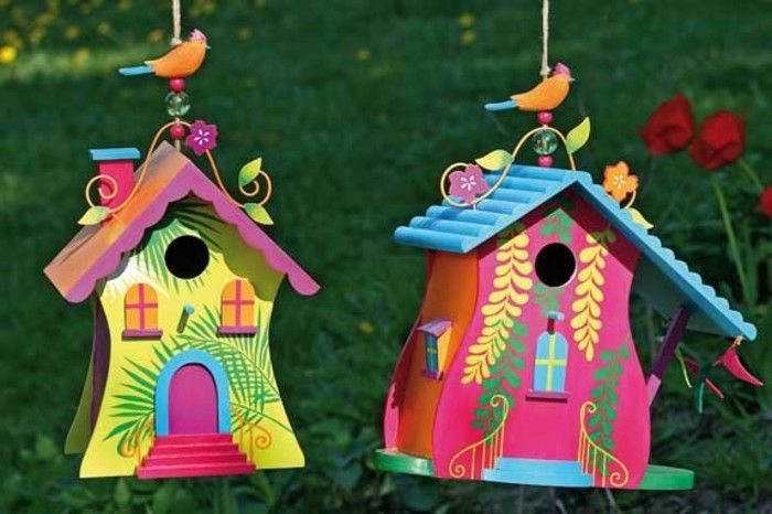 vogelzaad huis-eigen-build-kleurrijke-vogelhuisjes-own-build