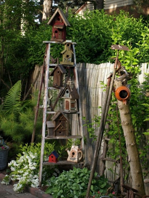fågelhus-självbyggd-i-trädgården-många modeller