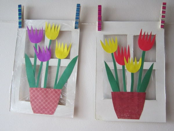 tulipany z dwoma kartami z papierem - świetny design