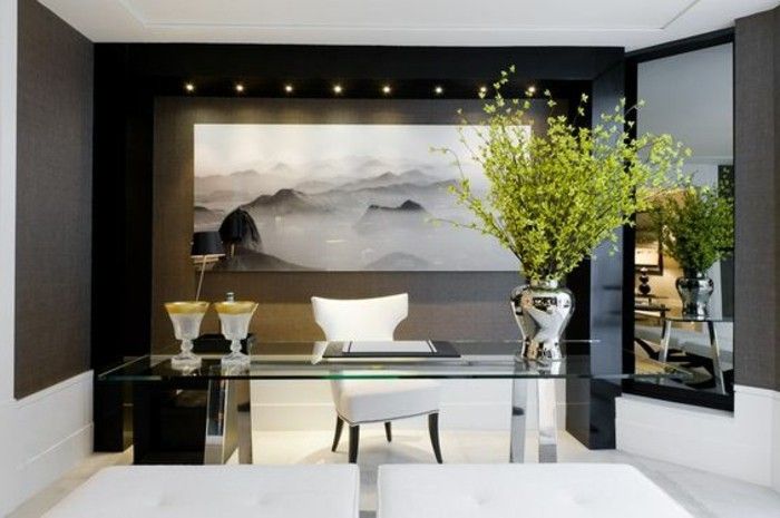 1-Feng-Shui-buero-augalų vaza-stalas stiklo priėmimo-balta-kėdė juoda-sienos-taburetė