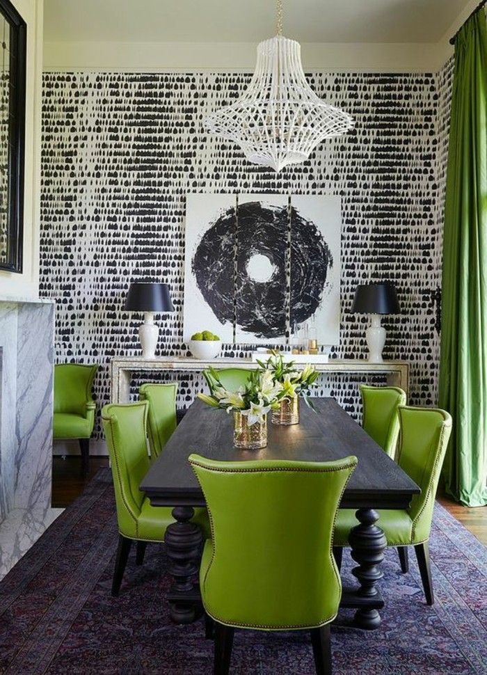 10feng shui färg-dining-grön-lederstuehle-table-massivt trä-mönster matta-trägolv-stenmur-härd-tischdeko Long-grön-gardin